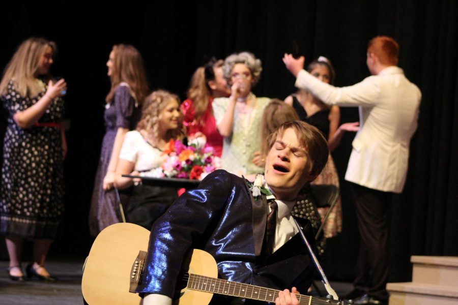 One more weekend to check out The Wedding Singer