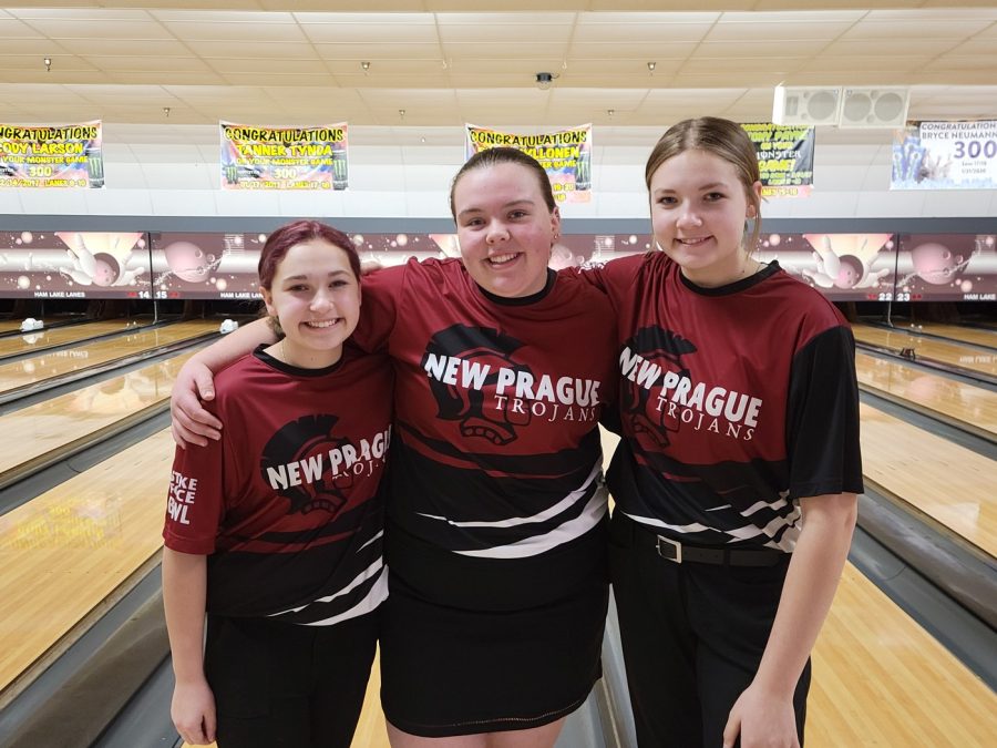 Girls+bowling+finishes+second+at+state