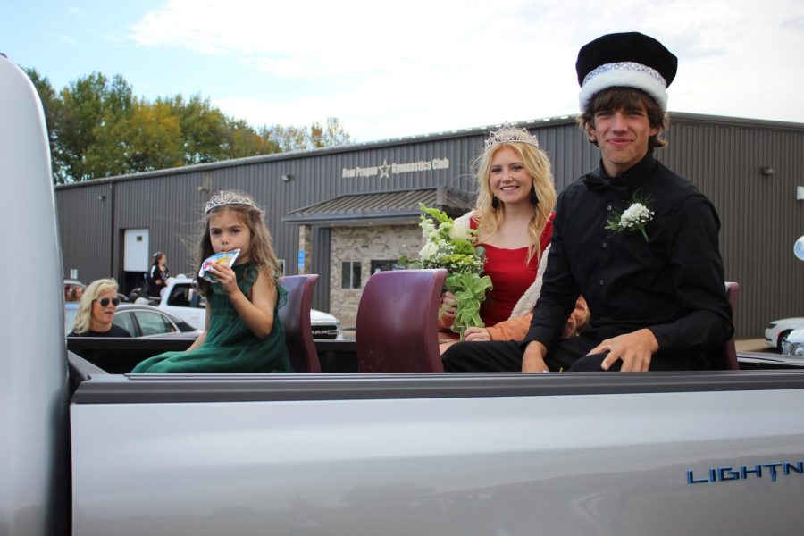 2022 Homecoming King and Queen: Jonny Grams and Annie Zweber