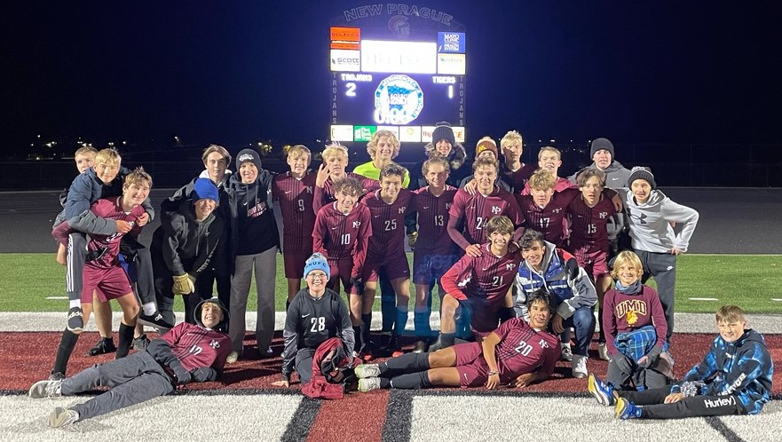 Boys soccer finishes second in Section 2AA